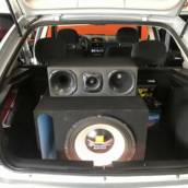 Caixa MDF som automotivo