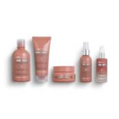 Linha profissional desenvolvida para cabelos coloridos, tonalizados, loiros ou com mechas. Atua na proteção e preservação da cor, ajudando a reduzir o desbotamento e a porosidade, além de promover hidratação, selagem das cutículas, maciez e brilho prolongado.