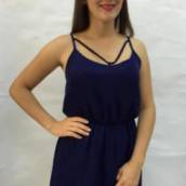 Vestido curto de tiras costas