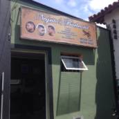 Barba e cabelos masculinos 