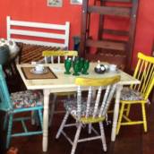 Mesa com cadeiras