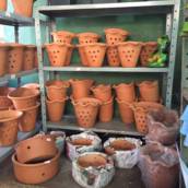 Vasos em Cerâmica – Durabilidade e Estilo para Seu Jardim em Ourinhos/SP