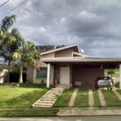 Casa fino acabamento em condominio