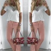 Calça de Linho (Semelhante Disponível nas cores e Tamanhos: Rosê: 48 Azul Marinho: 50