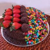 Bolo Especial de Brigadeiro Com Confetes