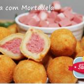 Coxinha com Mortadela