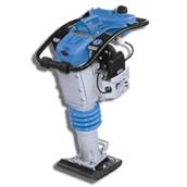 Compactador de solo em Avaré