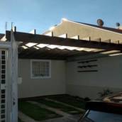 Pergolado em madeira garapeira aparelhada