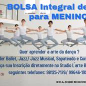Bolsa Integral de Dança para Meninos.
