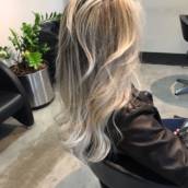CORTES DE CABELO E TINTURA