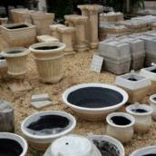 Vasos, floreiras, colunas e bacias de cimento