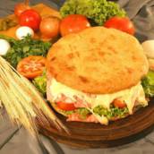 Beirutes e calzones elaborados com massa pizza !!