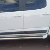 Estribo personalizado na cor branca e engate reforçado com tração de 1200kg para S-10 2017!