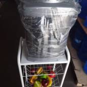 Fruteira com suporte para Galão 