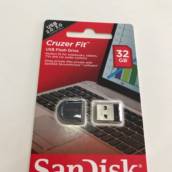 Cruzer Fit USB Drive 32 GB