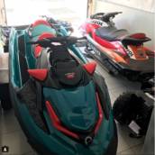 Envelopamento em Jet Ski