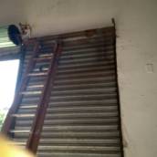 Fabricação de portas de aço e reformas troca de fitas molas eixo em Bauru
