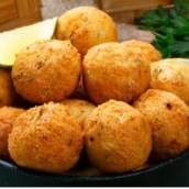 Bolinho de Bacalhau • Cento