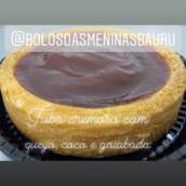 Bolo de Fuba Cremoso com Quiejo, Coco e Goiabada