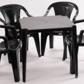 Mesa plástica