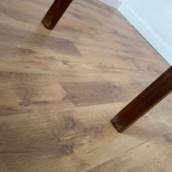 Piso Laminado Eucaflor com Rodapé de MDF em Itapetininga