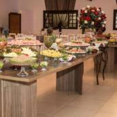 Locação de Mesa Aparador para Festas