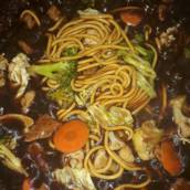 YAKISOBA SAN