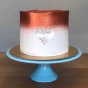 Bolo de Coração Vazado 