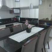 COZINHA PLANEJADA EM MÁRMORE