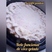 Bolo funcional gelado de coco