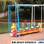 6 - Playgrounds De Metal E Fibra