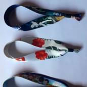 Pulseira de identificação de TECIDO com lacre plástico