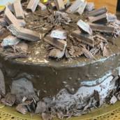 Bolo de KitKat 