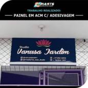 Painel em ACM com adesivagem