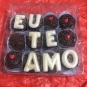 12 brigadeiros - EU TE AMO