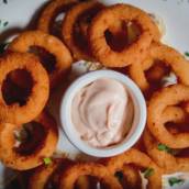 Porção de Onion Rings