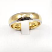 Aliança de Tungstênio 6mm Dourada com Laterais Diamantadas