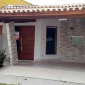 Casa confortável em condomínio, bairro Parque Ipê