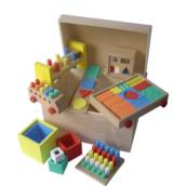 BAÚ PEDAGÓGICO COM 10 BRINQUEDOS 