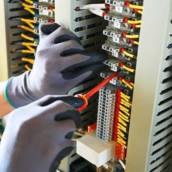 Instalações Elétricas Industriais e Prediais