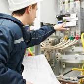 Instalação e manutenção elétrica em industria