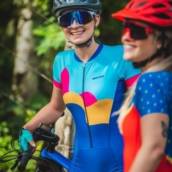 Macaquinho de ciclismo