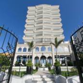 Apartamento Frente pro Mar com 4 dormitórios à venda, 202 m² - Centro - Itapema/SC
