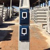 Poste Trifásico
