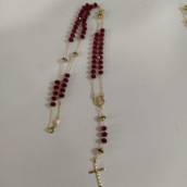 Terço Folheado Com Pedra De Cristal Pra Usar No Pescoço