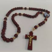 Terço de Nossa Senhora Aparecida de Madeira 9 Mm