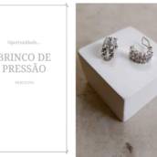 Brinco de pressão com zircônias e banho de rodhium branco