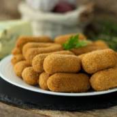 Croquete de Gorgonzola com Cebola Roxa