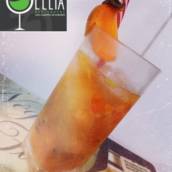 Caipiroska de Cáqui com maracujá