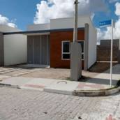 Casa em condomínio 3/4 para venda com terreno excedente